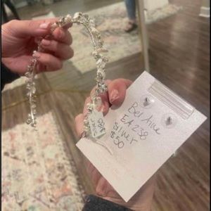 Headband and earrings. Can be worn for prom or wedding.